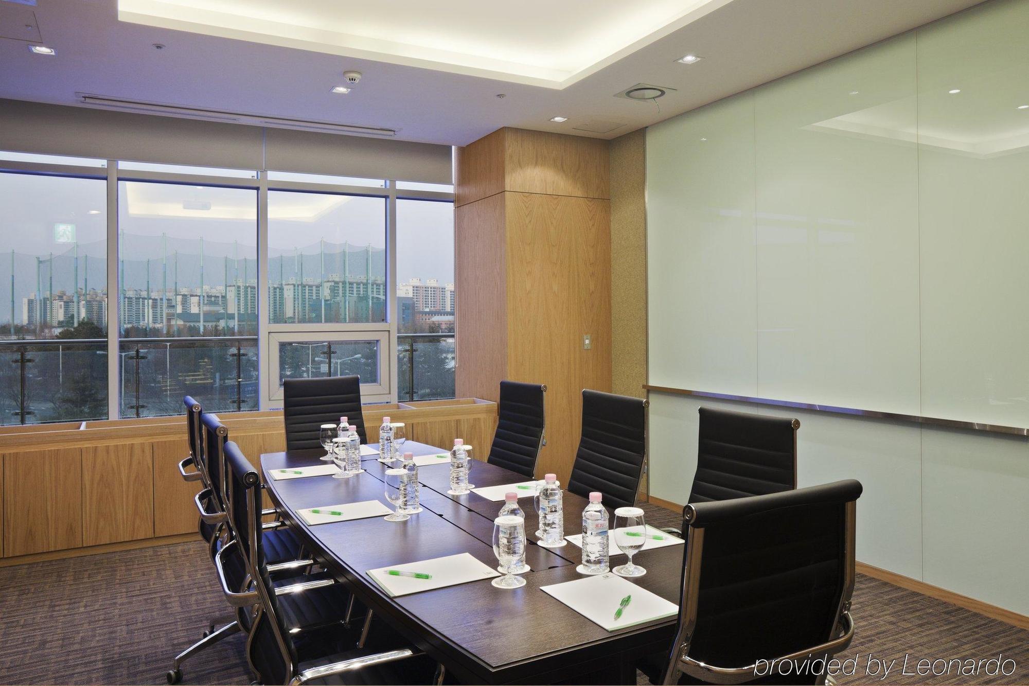 Ramada Plaza By Wyndham Gwangju Hotel Gwangju Metropolitan City Exterior foto